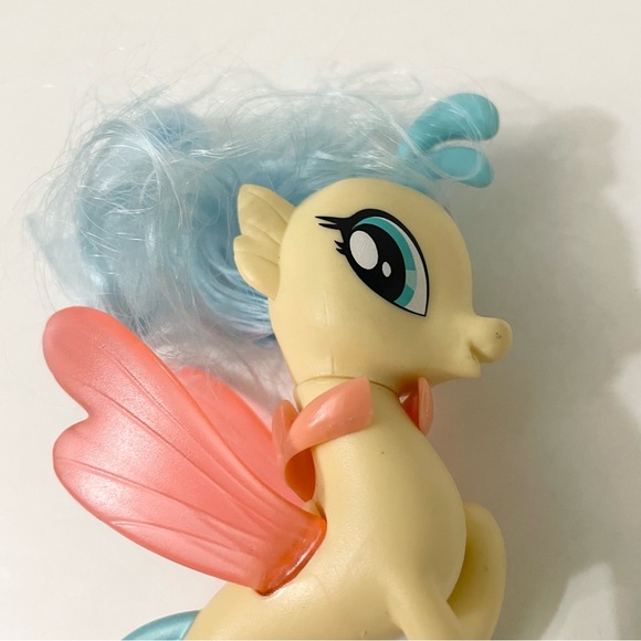 My Little Pony the Movie MLP Seapony Princess Skystar Mermaid Wings - Picture 2 of 14